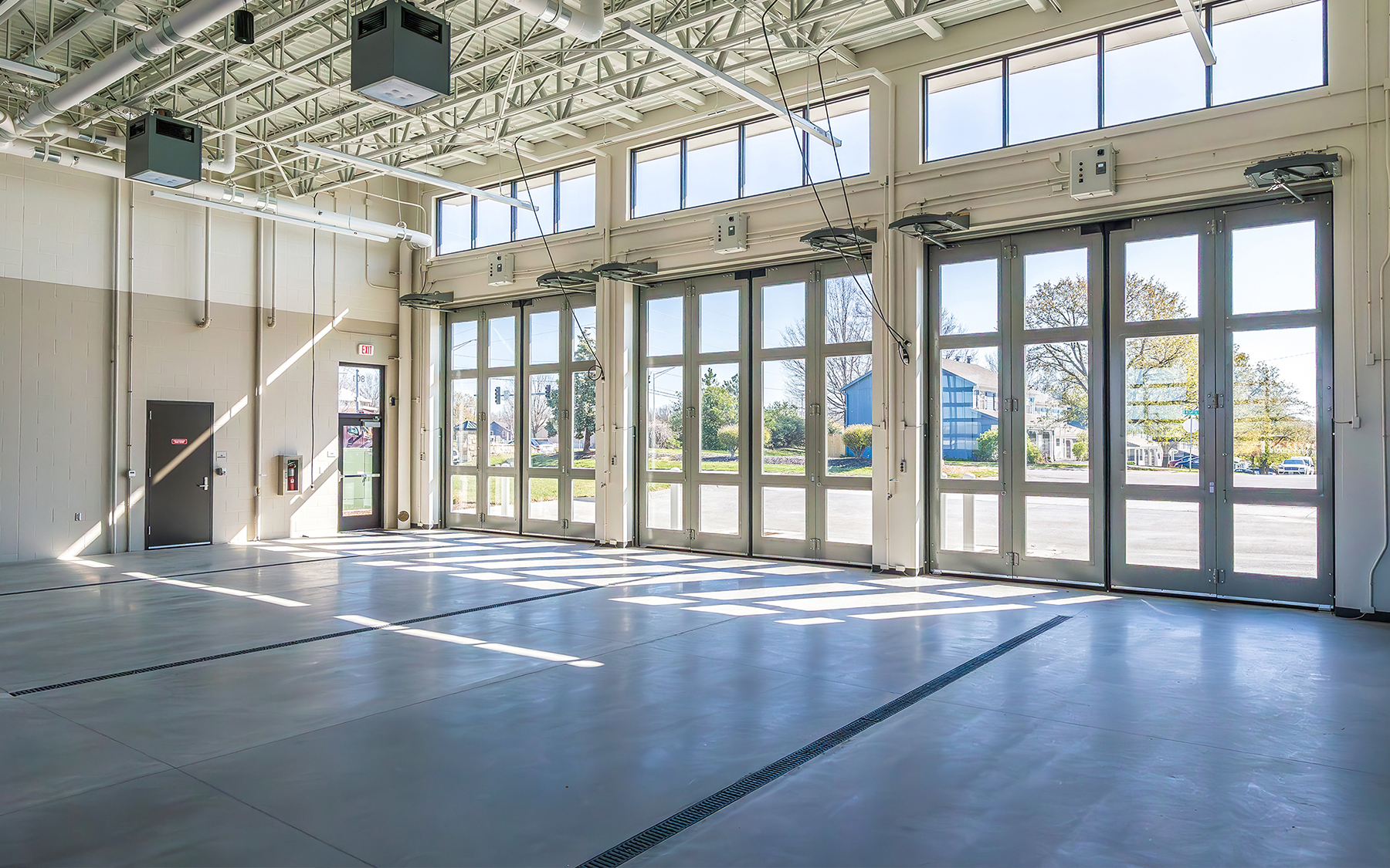 Lee's Summit Fire Station 5 interior bay